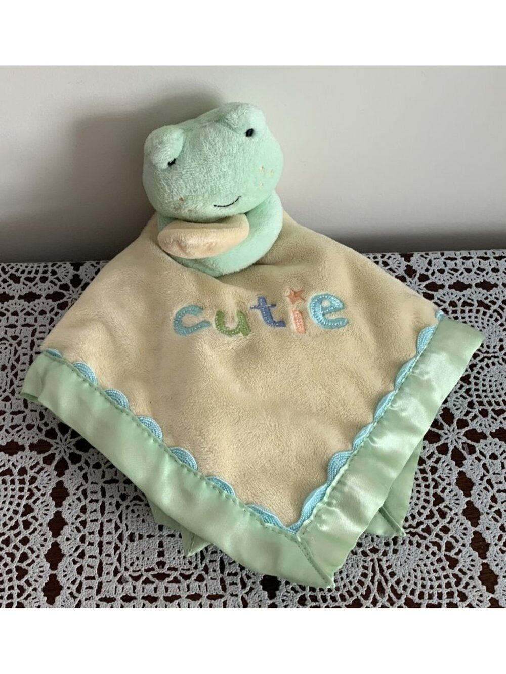 Carters Frog Green Cutie Lovey Security Blanket Soothing 14 x 14 Inch Brand New